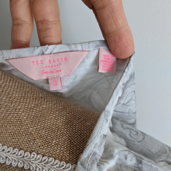 Ted Baker Print Tee - Picture 4 of 5